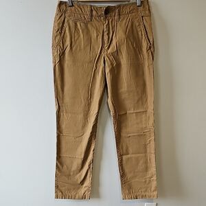 American Eagle 32x32 Tan Straight Leg Pants